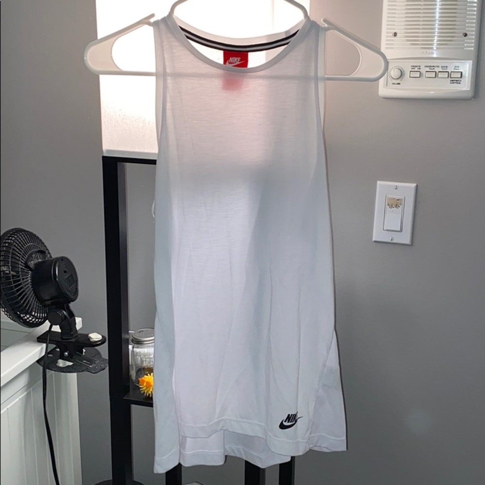 Nike tank
